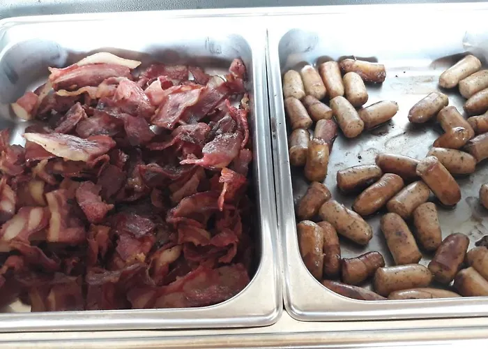 فندق ريسباتي بيتش سانور